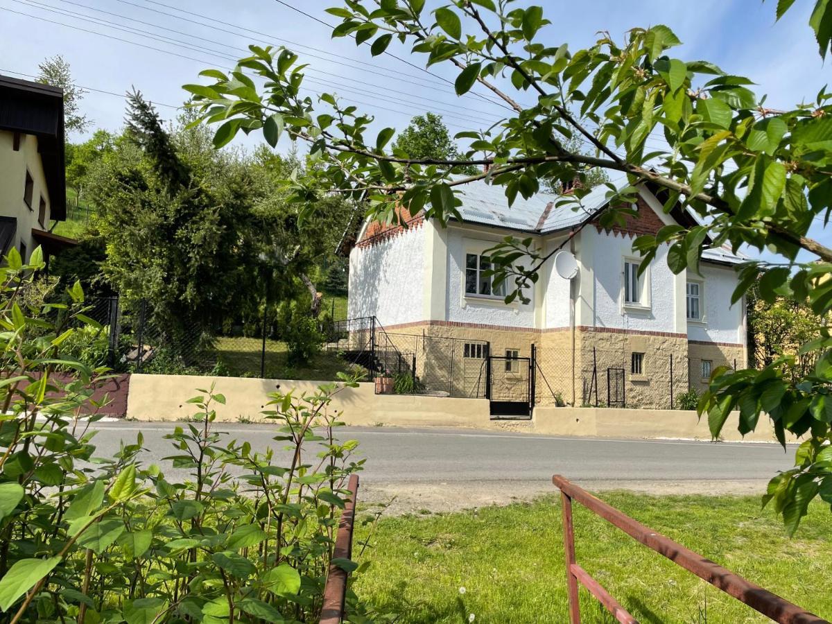 Villa Dom Pod Matyska Radziechowy Esterno foto